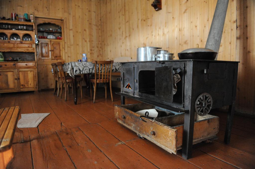 Guest House Murkvam Tvebishi Pokoj fotografie